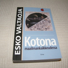 Esko Valtaoja Kotona maailmankaikkeudessa -nid - pikkukuva 1