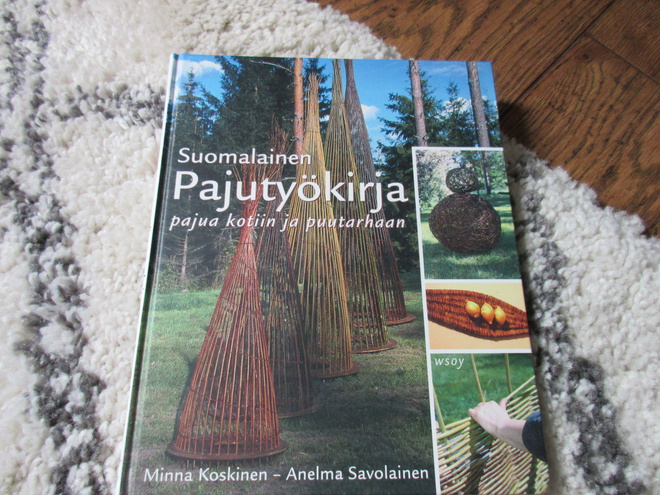 Suomalainen Pajutyökirja (WSOY)