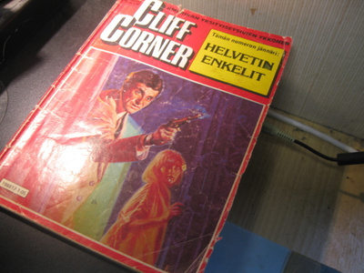 Cliff Corner 5/81 Helvetin Enkelit