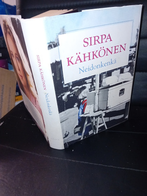 Sirpa Kähkönen : Neidonkenkä ( SIS POSTIKULU )