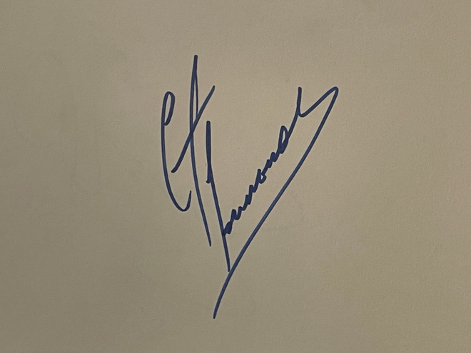Sergei Grinkov nimikirjoitus paperilla