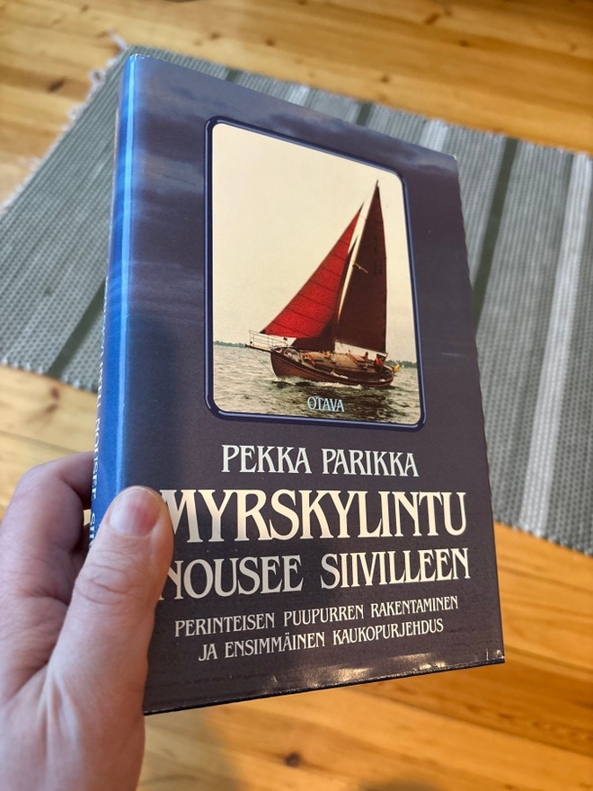 Pekka Parikka: Myrskylintu nousee siivilleen