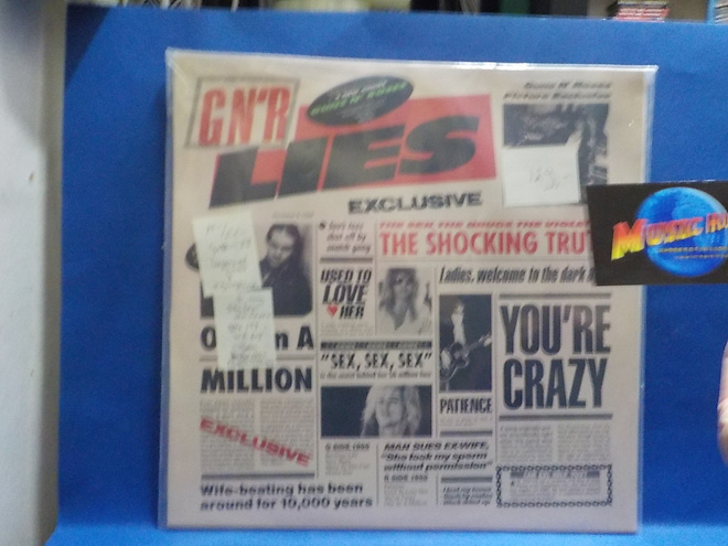 GUNS 'N ROSES  - LIVE LIKE A SUICIDE - M-/EX-