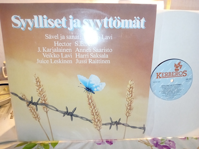 LP Syylliset ja syyttömät  ( SIS POSTIKULU )