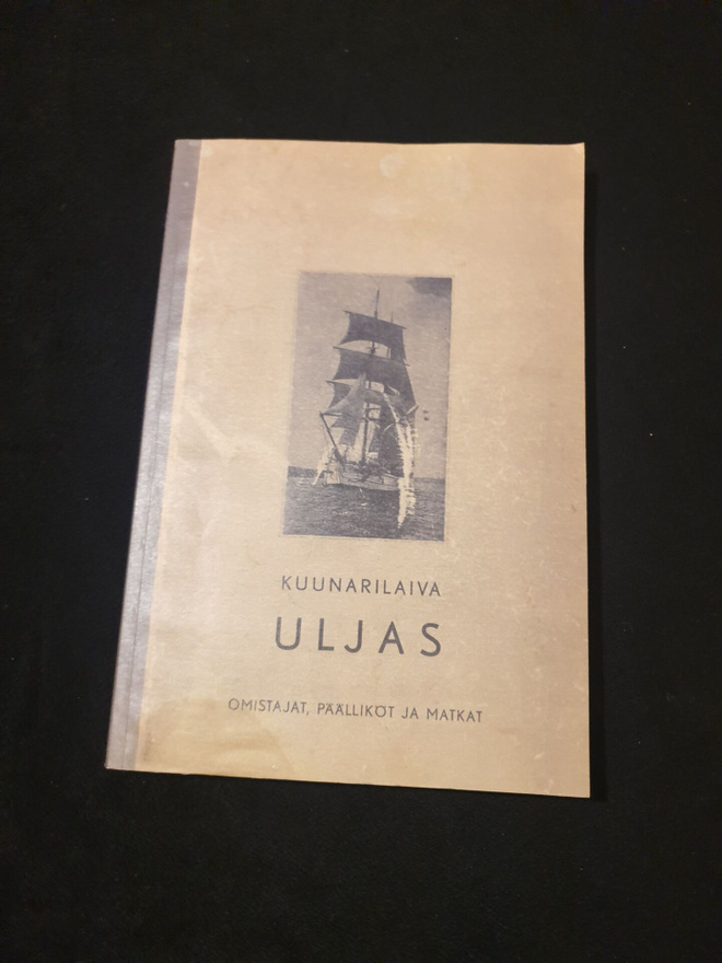 Kuunarilaiva Uljas; Helsinki 2003; John Nurminen säätiö