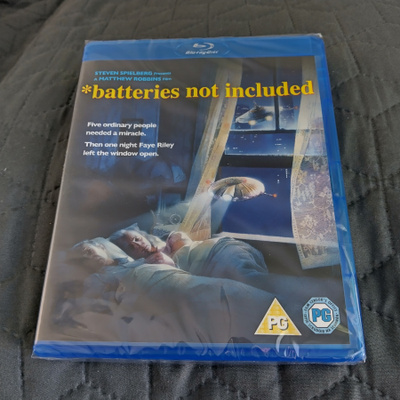 8. kadun ihme - Batteries not included Blu-ray **muoveissa**
