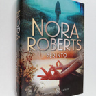Nora Roberts : Perintö - pikkukuva 1