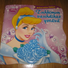 Disney: Tuhkimon vauhdikas ystävä - pikkukuva 1