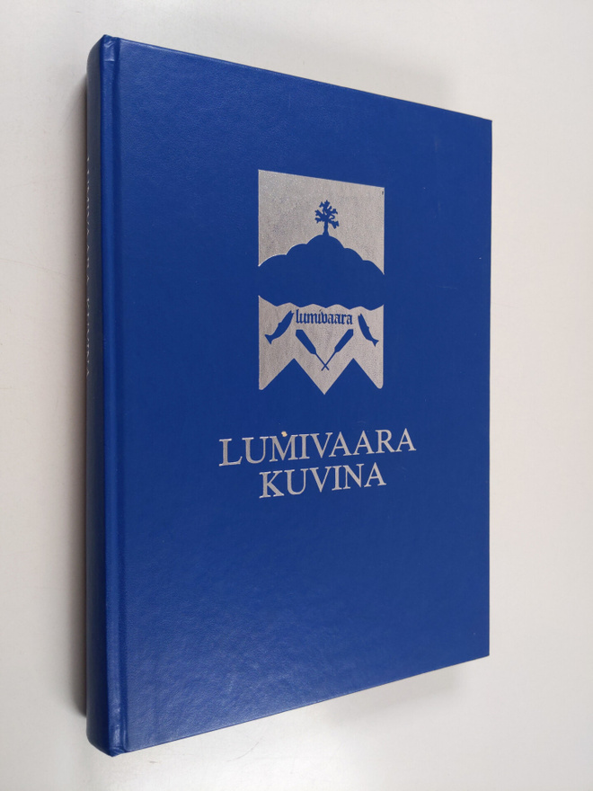 Lumivaara kuvina