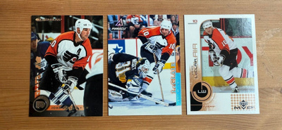 John Leclair - Philadelphia Flyers - 3 erilaista (#2)