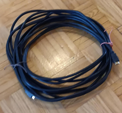 10m pitkä HDMI-kaapeli