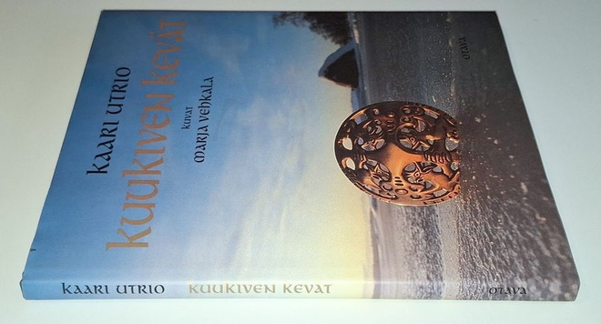 Kaari Utrio : Kuukiven kevät (sid.)