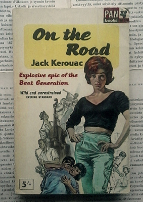 Jack Kerouac - On the Road (paperback)