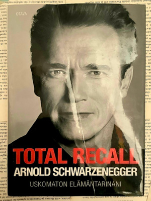Arnold Schwarzenegger - Total Recall: Uskomaton.. (sid.)
