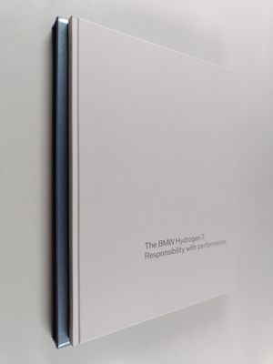 The BMW Hydrogen 7 - Responsibility with performance (Laa...