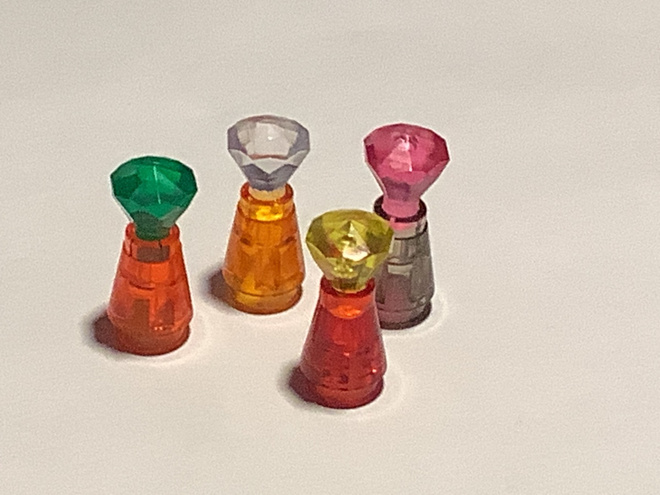 Lego Friends timantit korkeina pulloissa