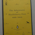 Mark Twain - The Adventures of Huckleberry Finn - pikkukuva 1
