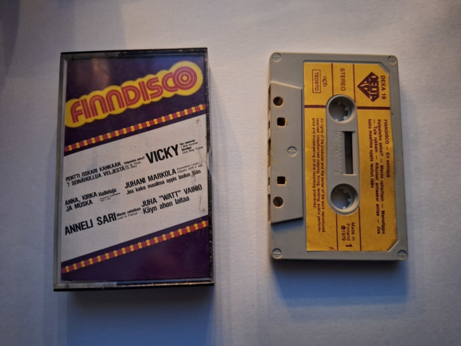FINNDISCO - mm. ANNA, KIRKA JA MUSKA c-kasetti