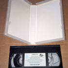RITARIN TARINA HE WILL ROCK YOU 2001 VHS SEIKKAILU - pikkukuva 3