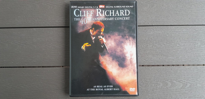 DVD: Cliff Richard The 40th Anniversary Concert 1999/2011)