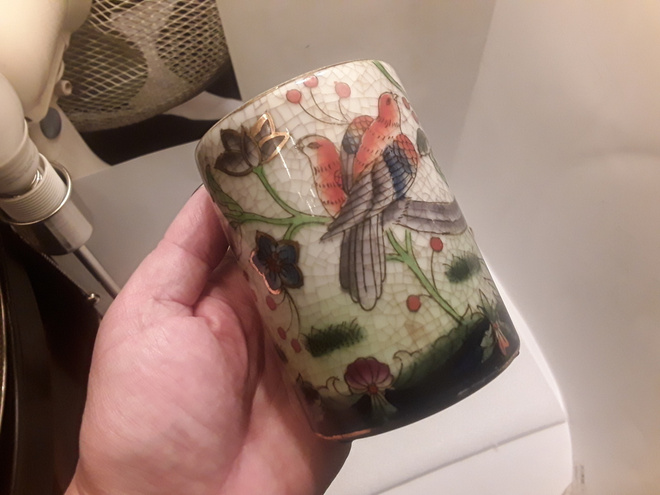 Keramiikka kynttilänjalka . Paratiisi linnut