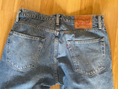 Levis 502 farkut (huom lyhennetty lahkeet)