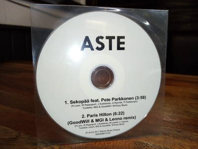 CDS Aste :  Sekopää ( SIS POSTIKULU)