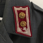Everstiluutnantin takki - pikkukuva 3
