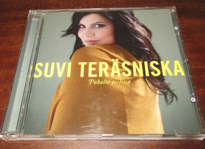 Suvi Teräsniska: Pahalta piilossa cd