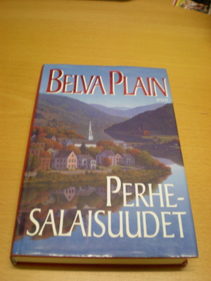Belva Plain: Perhesalaisuudet