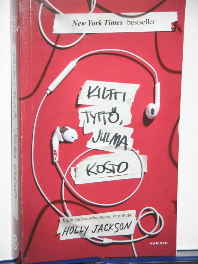 Holly Jackson : KILTTI TYTTÖ, JULMA KOSTO