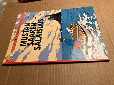 TINTIN SEIKKAILUT 6 MUSTAN SAAREN SALAISUUS HIENO