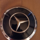 Pölykapseli Mercedes-Benz ponton - pikkukuva 1