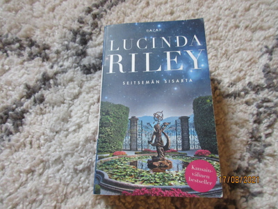 Lucinda Riley: Seitsemän sisarta.