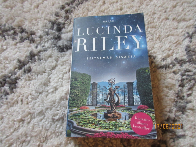 Lucinda Riley: Seitsemän sisarta.