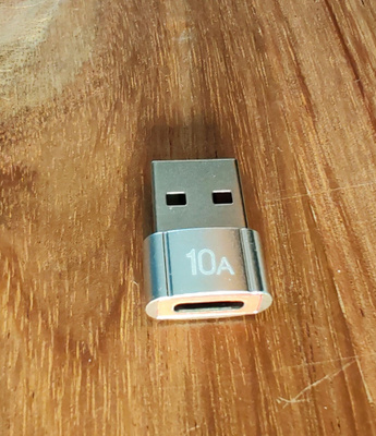 USB 3.0 - USB-C adapteri (USB-A uros / USB-C naaras)