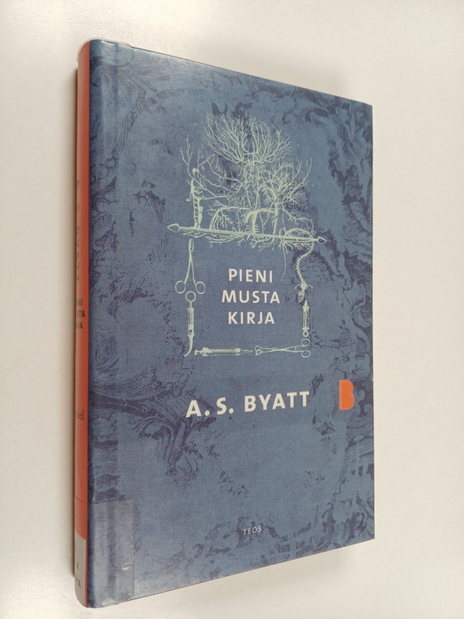 A. S. Byatt : Pieni musta kirja