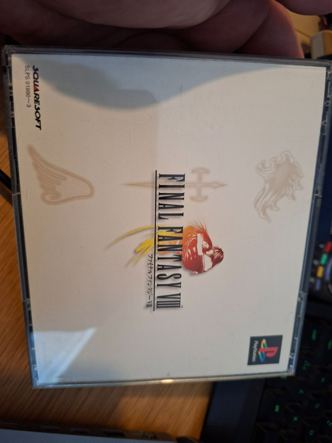 PS1 Final Fantasy VIII, ei ohjeita, japaniversio