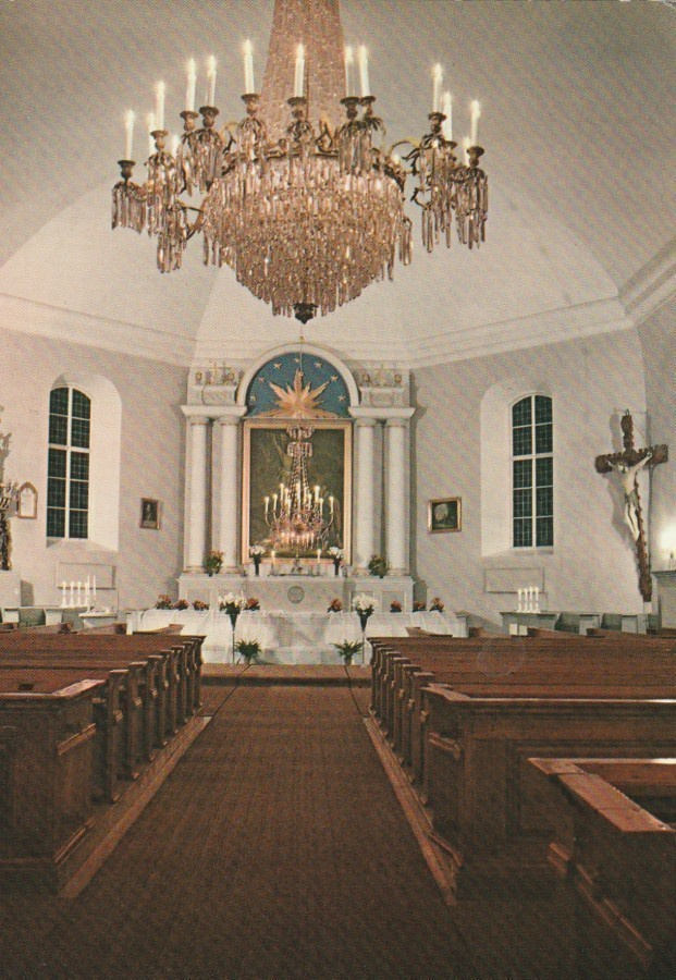 KIRKKOKORTTI - HALIKON KIRKKO - SISÄKUVA - 2