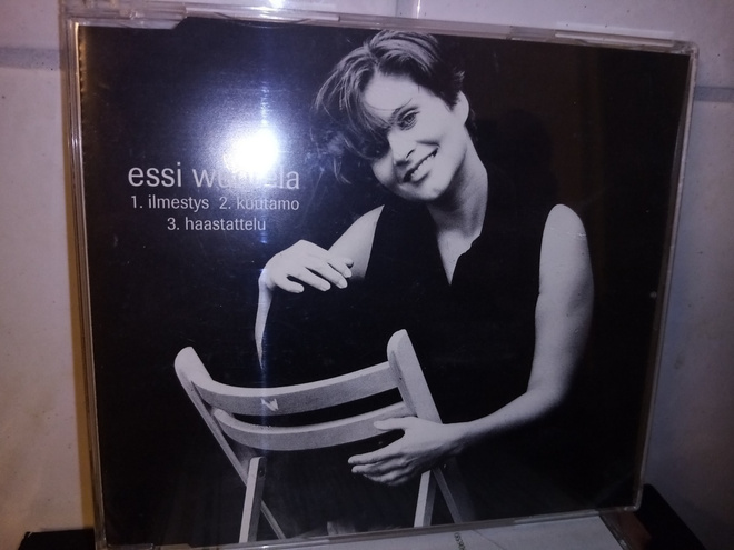 Cd-single Essi Wuorela : ilmestys / kuutamo / haastattelu