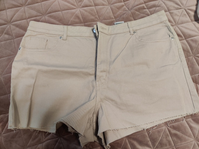Shortsit H&M koko 50
