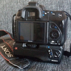 Sony a300 pystykahvalla - pikkukuva 1