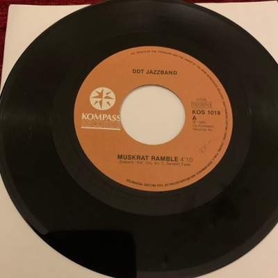 DDT JAZZBAND: Muskrat Ramble * Eh-la-bas a la
