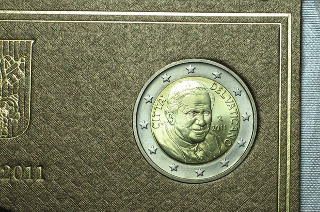 VATIKAANI 2011 : 2euro BU sarjasta