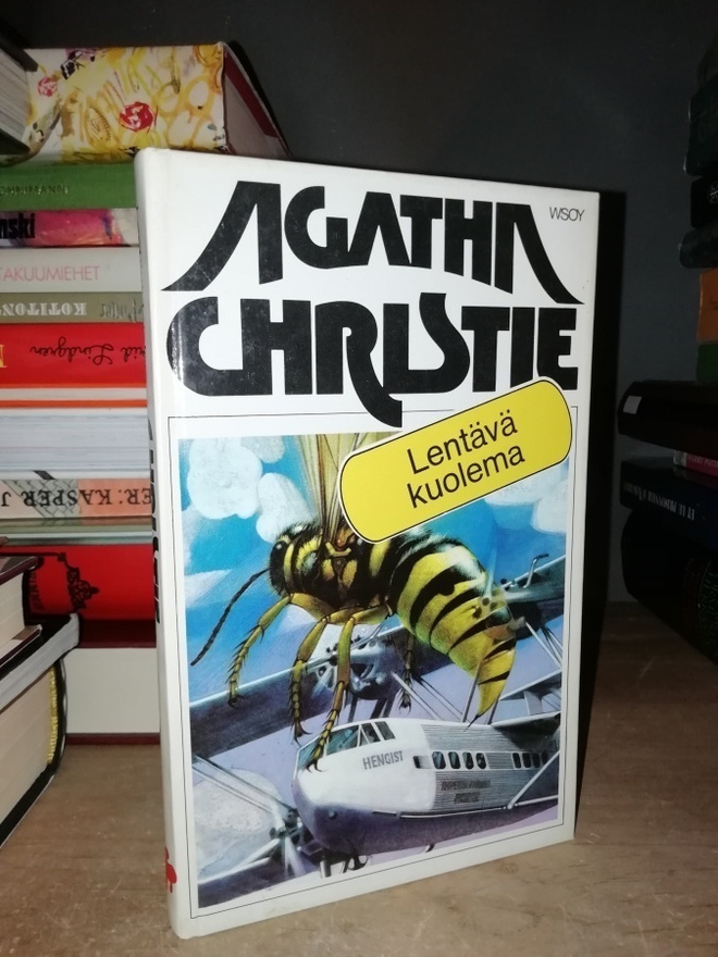Agatha Christie - Lentävä kuolema - 4.p.1982
