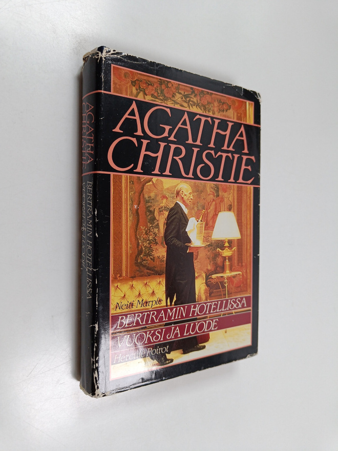 Agatha Christie : Bertramin hotellissa ; Vuoksi ja luode