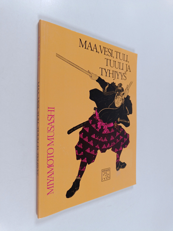 Musashi Miyamoto : Maa, vesi, tuli, tuuli ja tyhjyys