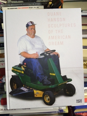 DUANE HANSON : SCULPTURES ( SIS POSTIKULU)