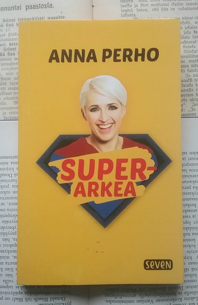 Anna Perho - Superarkea (pokkari)