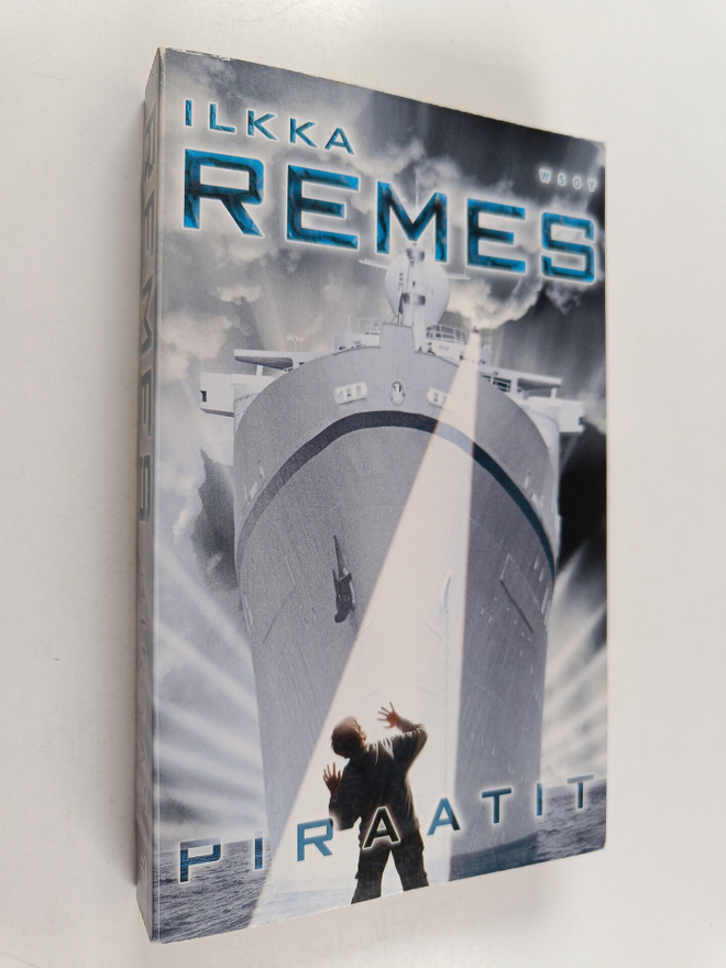 Ilkka Remes : Piraatit